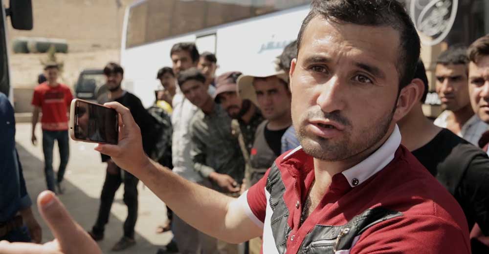 مستند «اِکسُدوس» بهمن کیارستمی به جشنواره «هات‌داکس» راه یافت