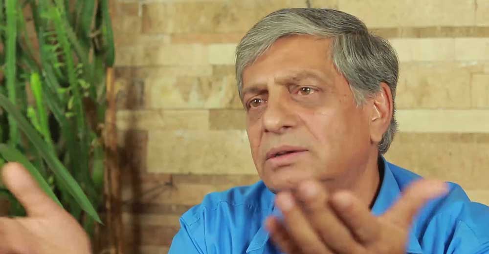 احمد ضابطی جهرمی: سینمای مستند ما را در جهان با فیلم‌های کیارستمی می‌شناسند