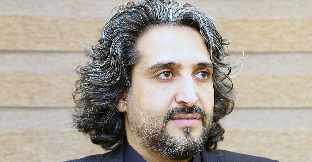 حسین کاکاوند: برای بقای فیلم کوتاه باید راه حضور در بازارهای جهانی را یاد بگیریم